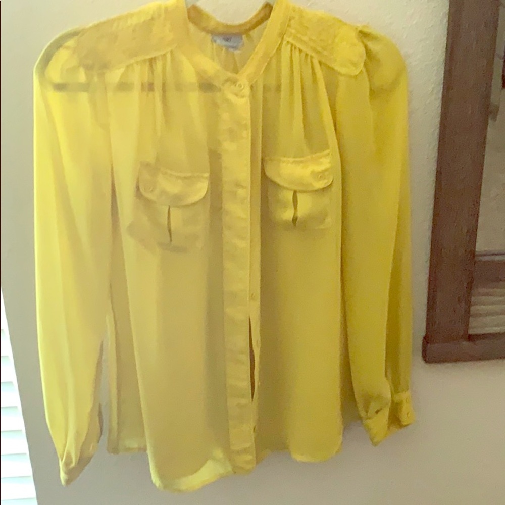 Chartreuse Size S Long Sleeve Button Down